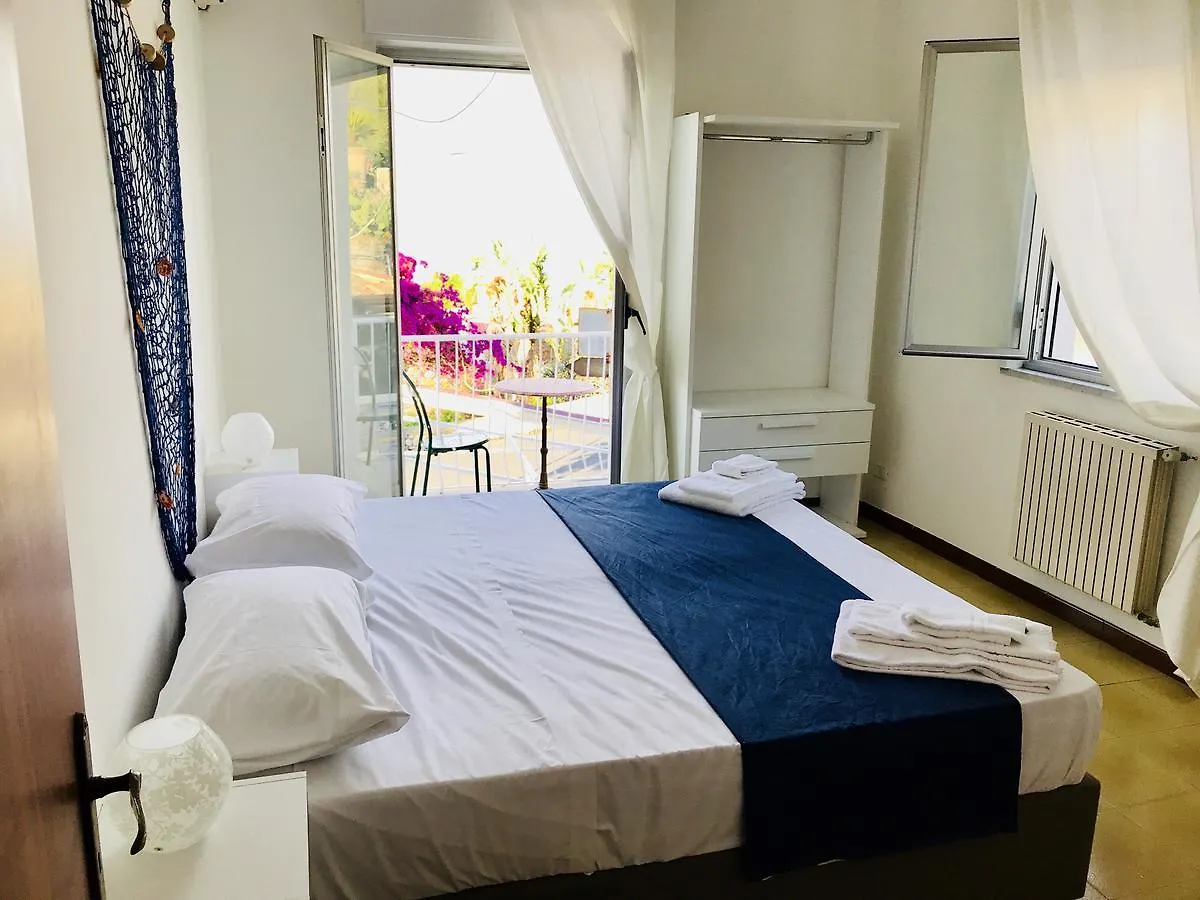 Santuzza Hotel 타오르미나
